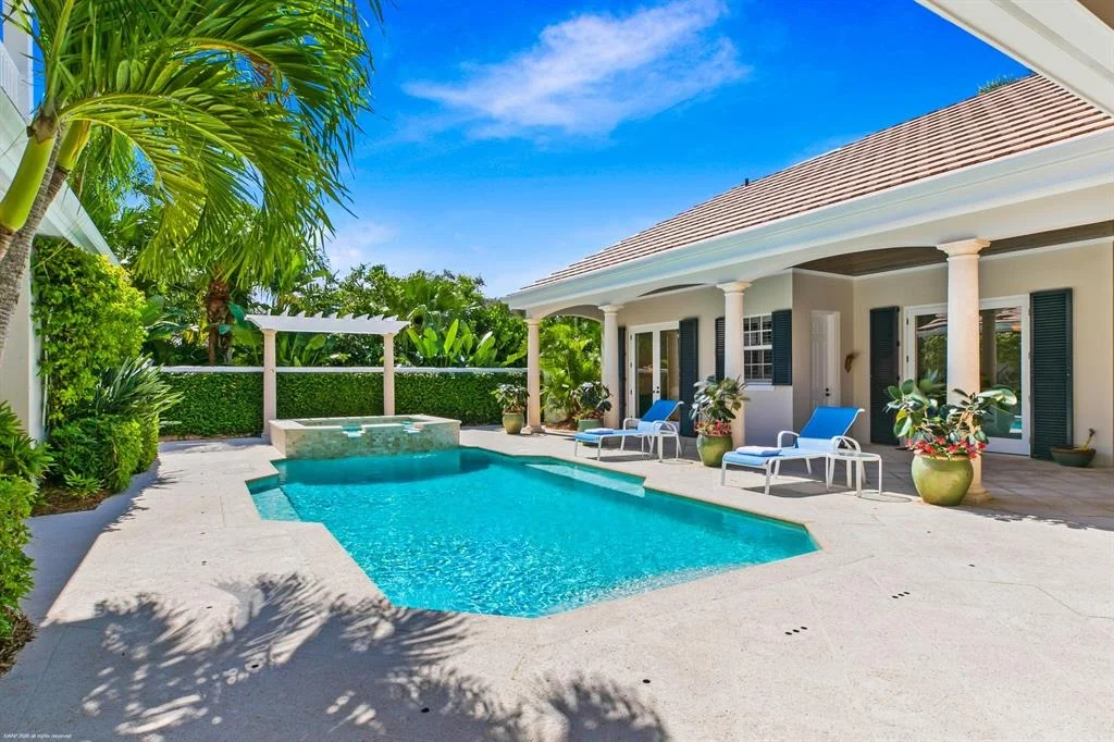 Photo of 900 Orchid Point Way