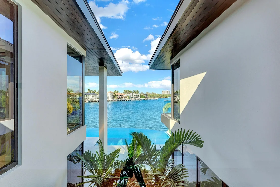 Photo of 829 Orchid Drive