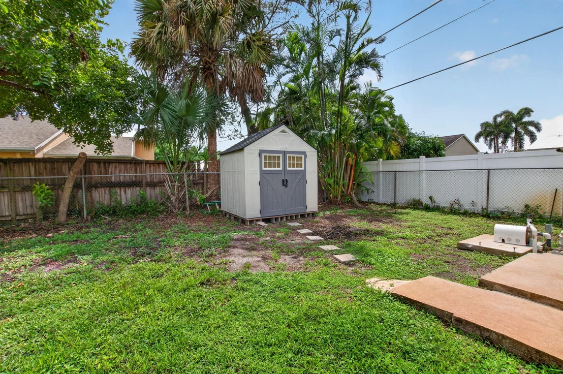 Photo of 4746 Canal Drive