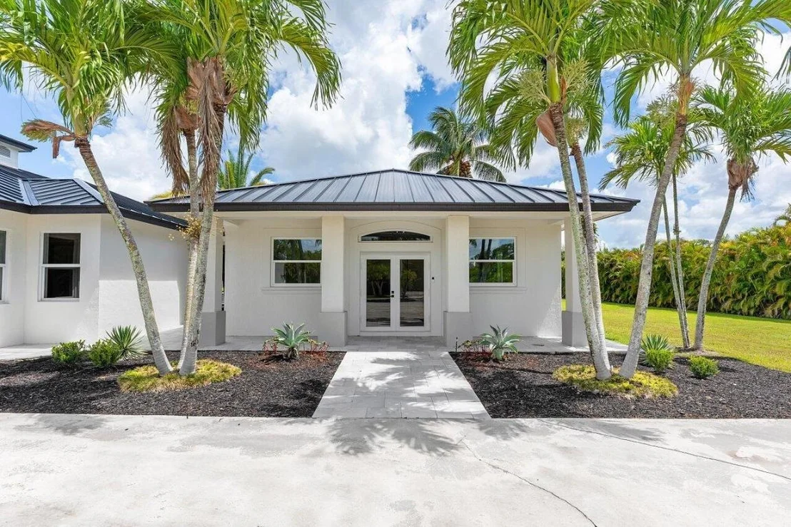 Photo of Unit 11533 at 11533 Manatee Terrace