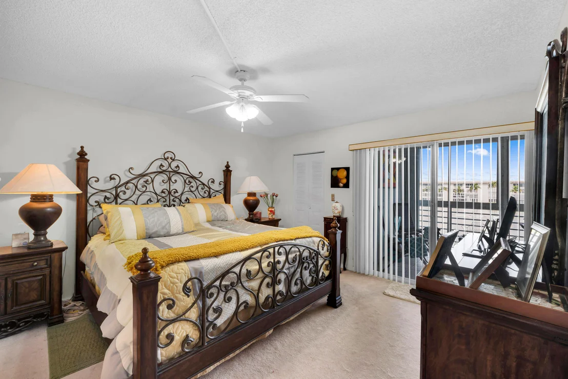 Photo of Unit D3 at 1903 Bermuda Circle