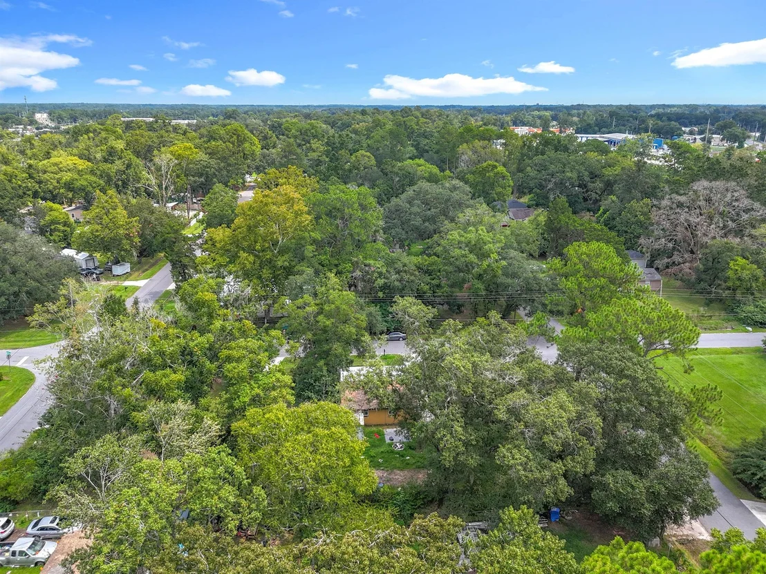 Photo of 2842 Lucoma Drive