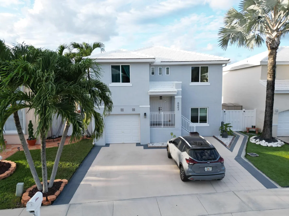 Photo of 6643 NW Bayfront Drive