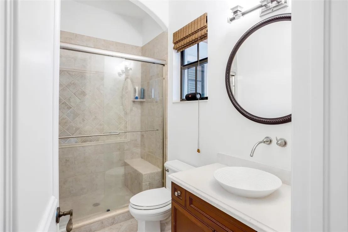 Photo of 4410 NE 24th Terrace