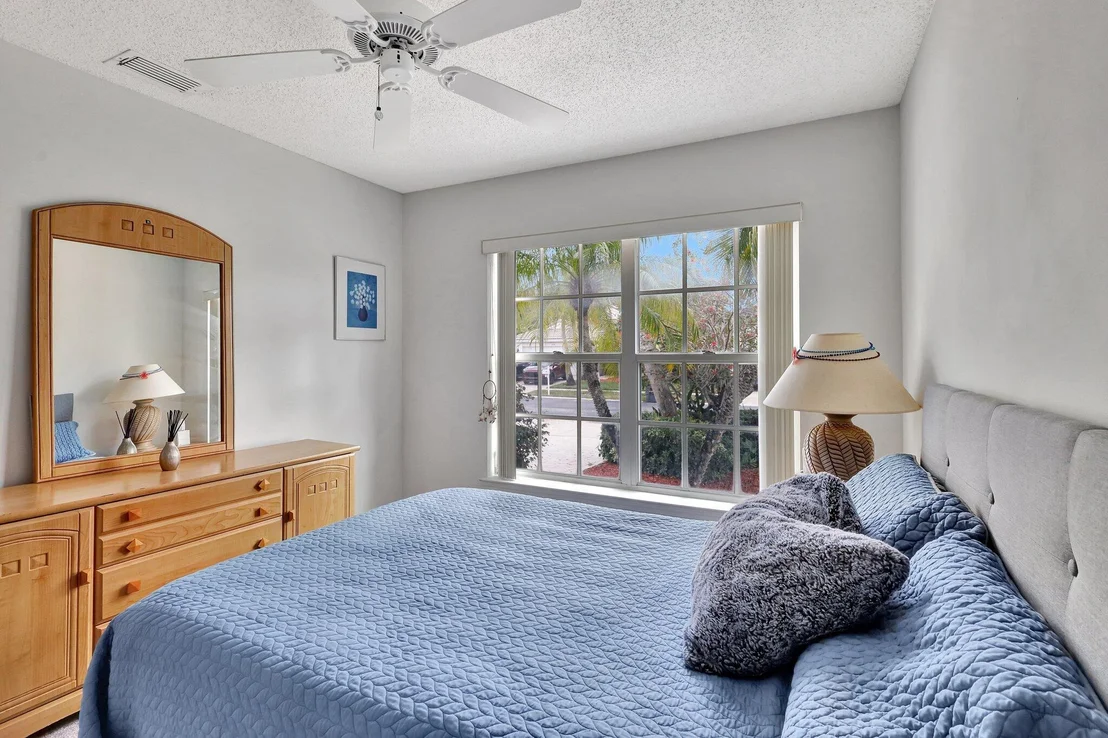 Photo of 8177 Palm Gate Drive