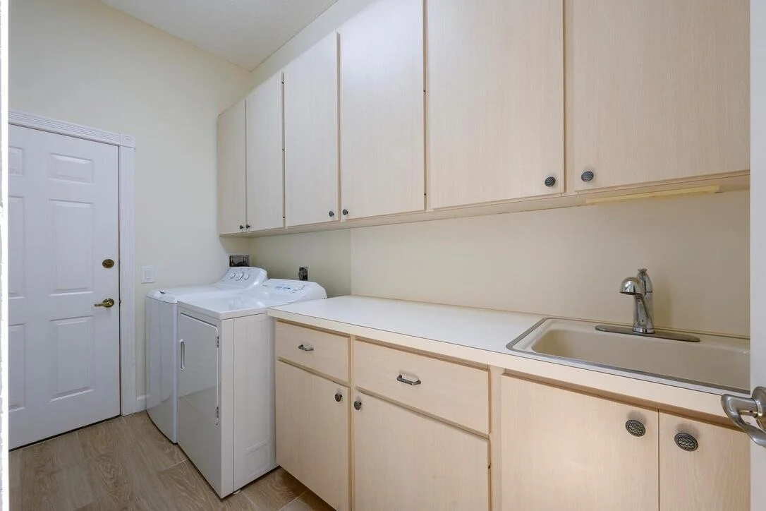 Photo of 174 Hampton Circle