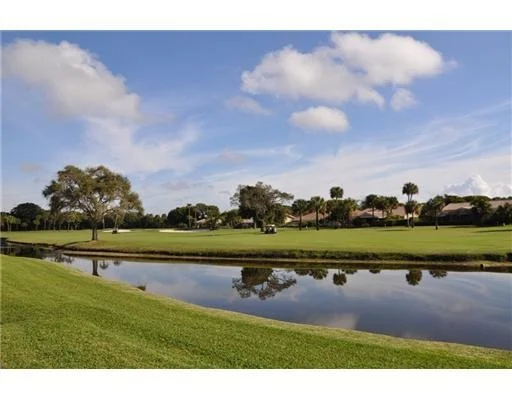 Photo of 4185 Live Oak Boulevard