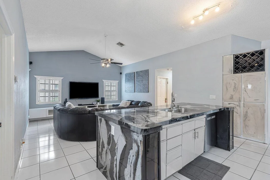 Photo of 10207 Canoe Brook Circle