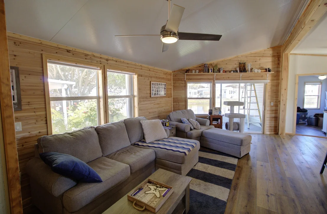 Photo of 6633 SE 52nd Street