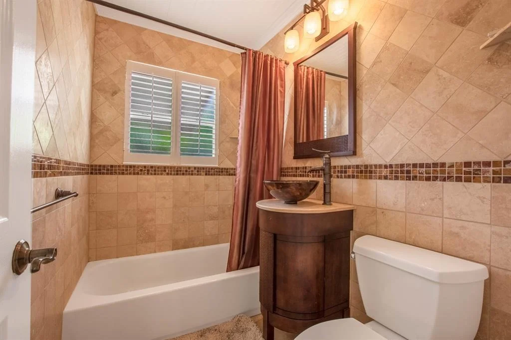 Photo of 1707 Crest Drive
