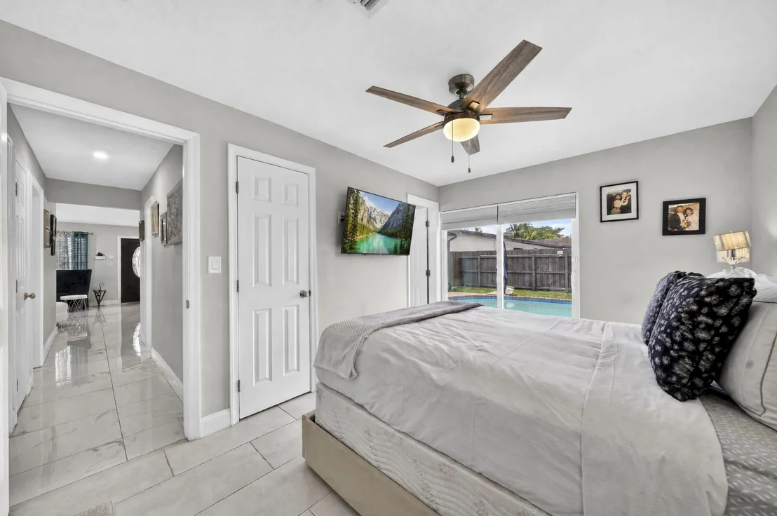 Photo of 7961 N NORMANDY Street