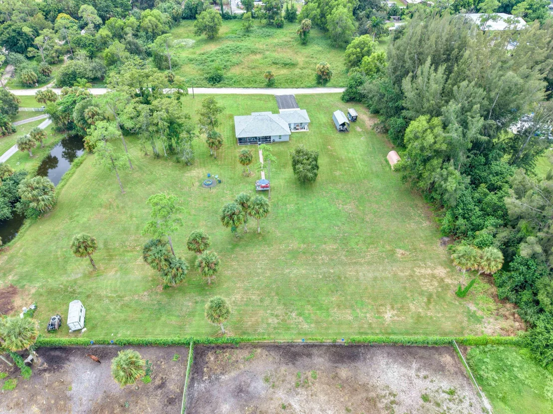 Photo of 14171 BIDDEX Road