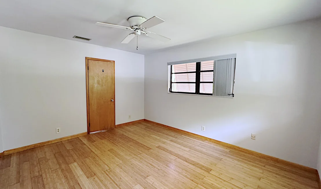 Photo of 309 SE 4TH Street