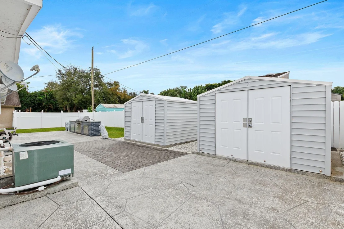 Photo of 4776 Canal Drive