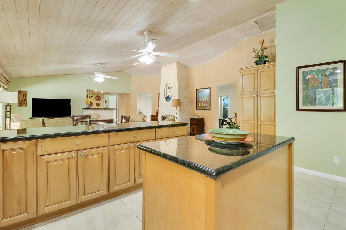 Photo of 3774 SE Fairway E