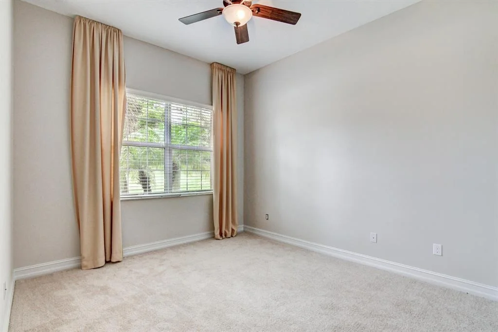 Photo of 9867 Bluefield Drive