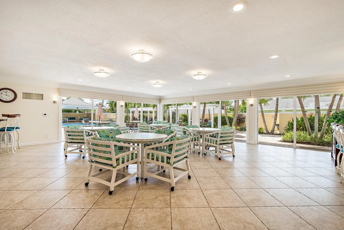 Photo of Unit E at 5 SE Concourse Drive
