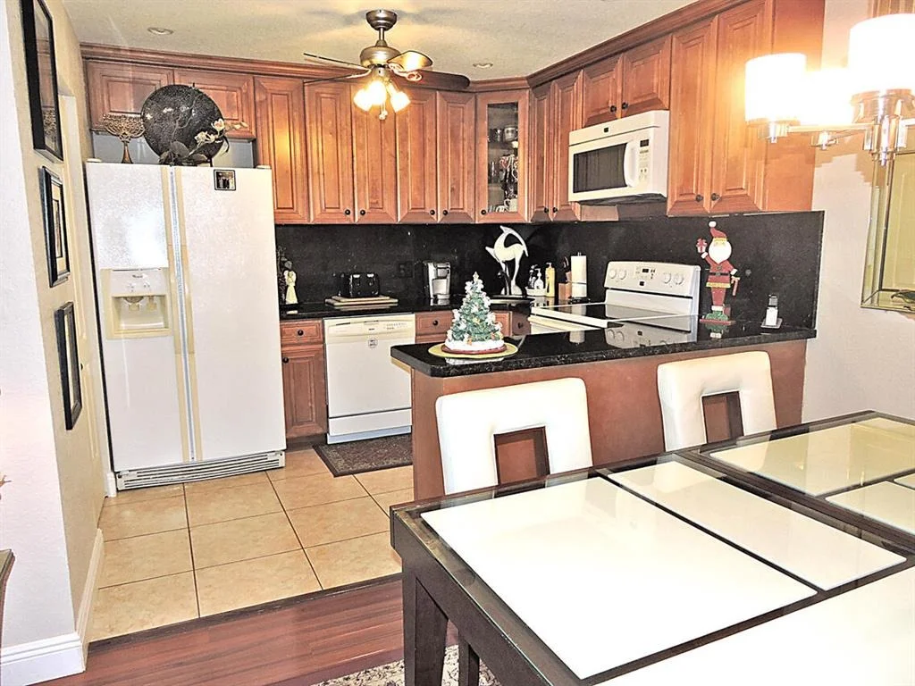 Photo of Unit C2 at 320 Pine Ridge Circle