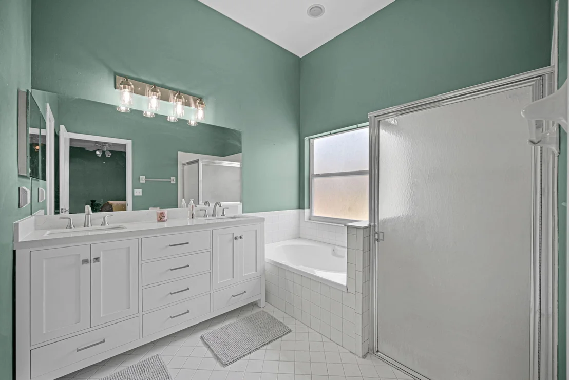 Photo of 2656 NW 68TH Avenue