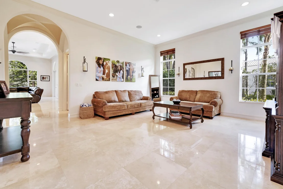 Photo of 110 Villa Bella
