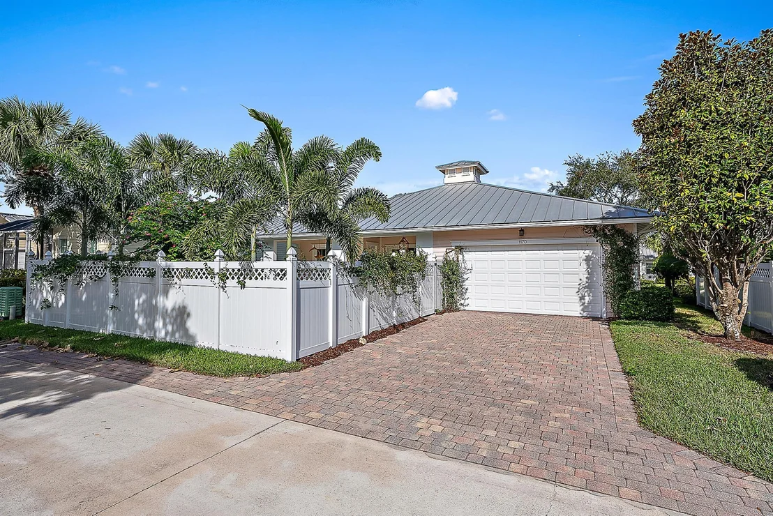 Photo of 1170 Tropical Drive