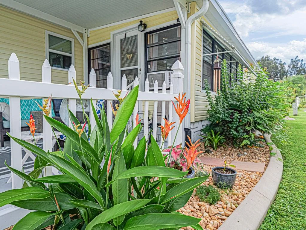 Photo of 409 Avocado Drive