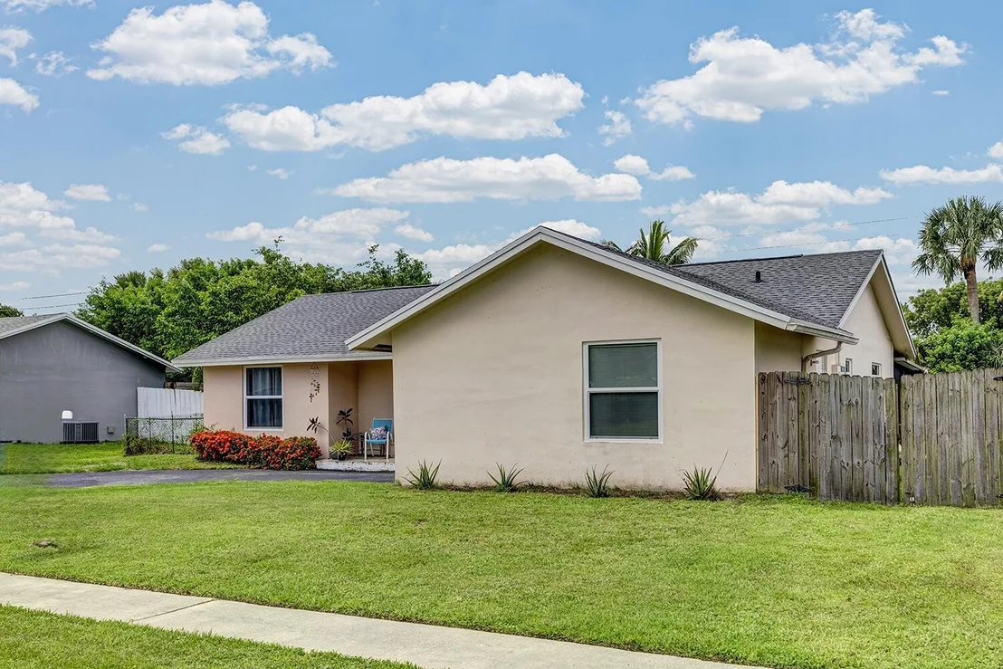 Photo of 9544 Richmond Circle