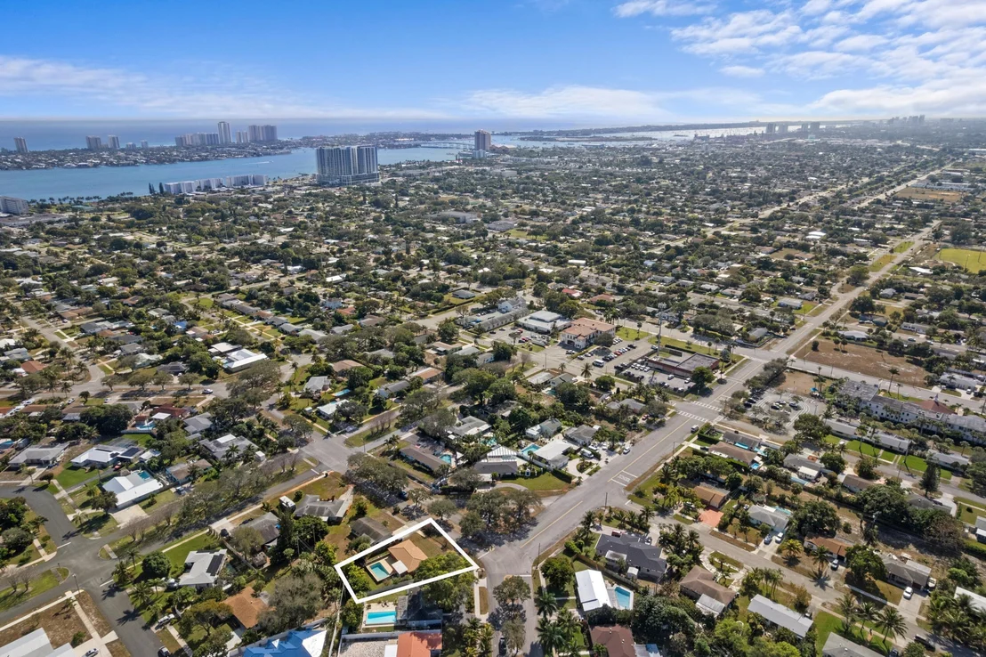 Photo of 545 Flagler Boulevard