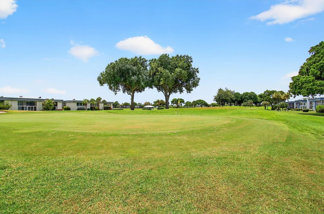 Photo of 147 Normandy D