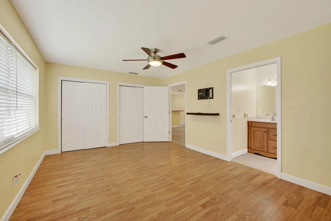 Photo of 5071 SE Great Pocket Trail