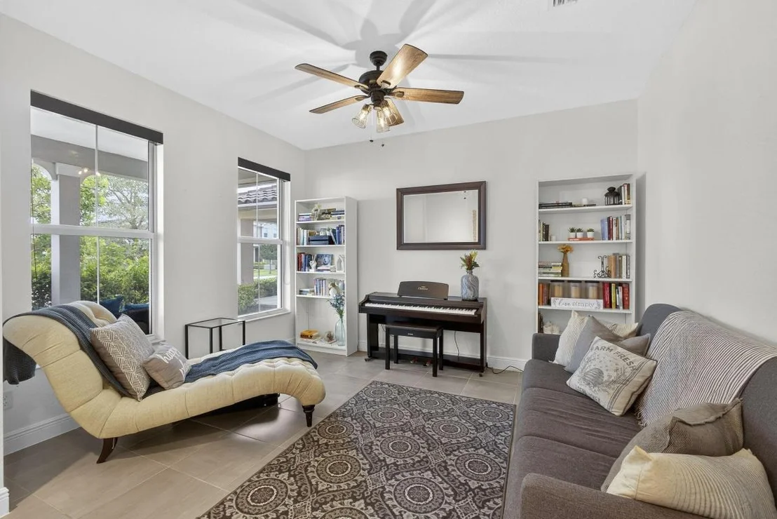 Photo of 945 Wandering Willow Way