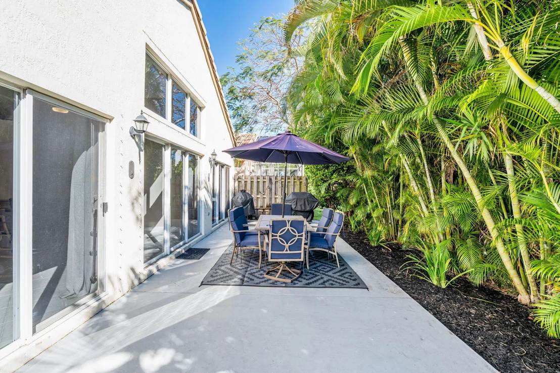 Photo of 7616 Colony Palm Drive