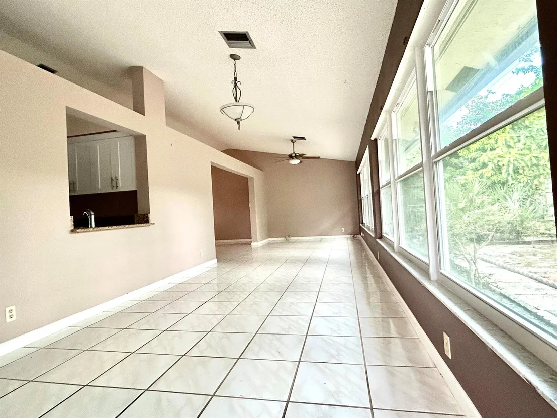 Photo of 6404 Moonstone Way