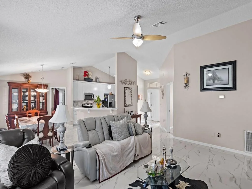 Photo of 761 Rolling Hill Drive