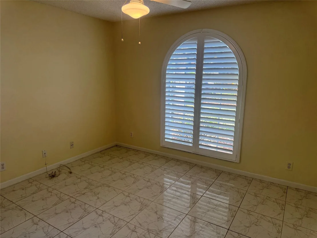 Photo of 7940 Sandy Pointe Drive