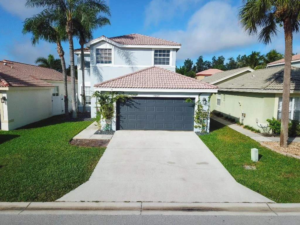Photo of 7069 Middlebury Drive