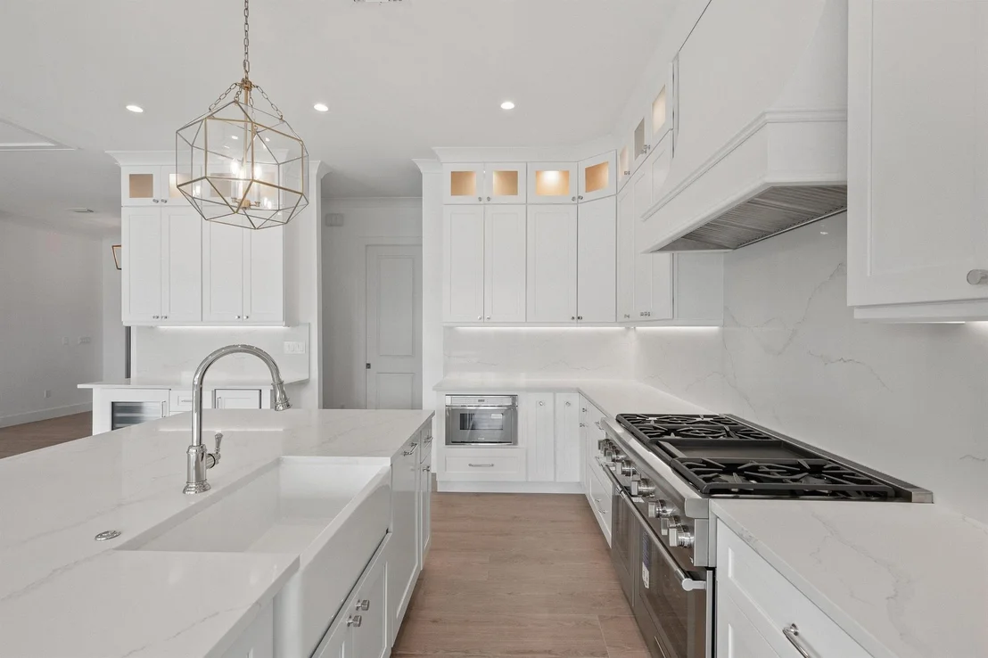 Photo of 728 Nighthawk Way