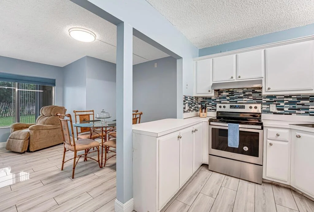 Photo of Unit D1 at 322 Pine Ridge Circle