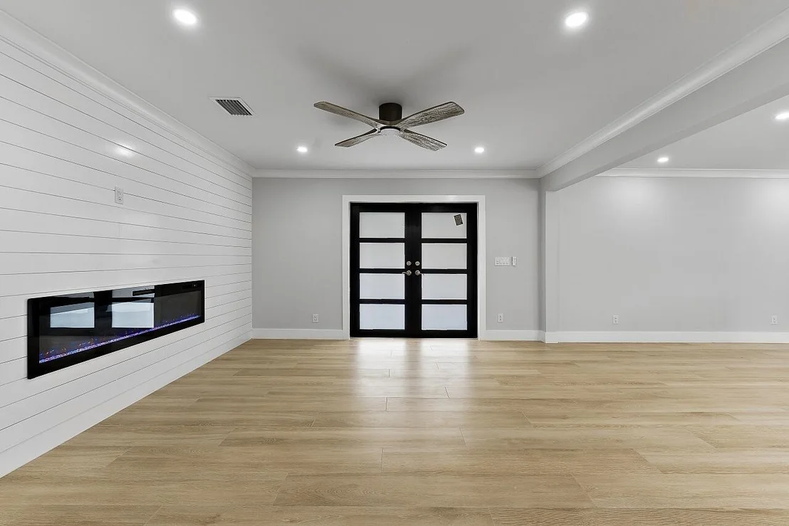 Photo of 706 Flamevine Lane