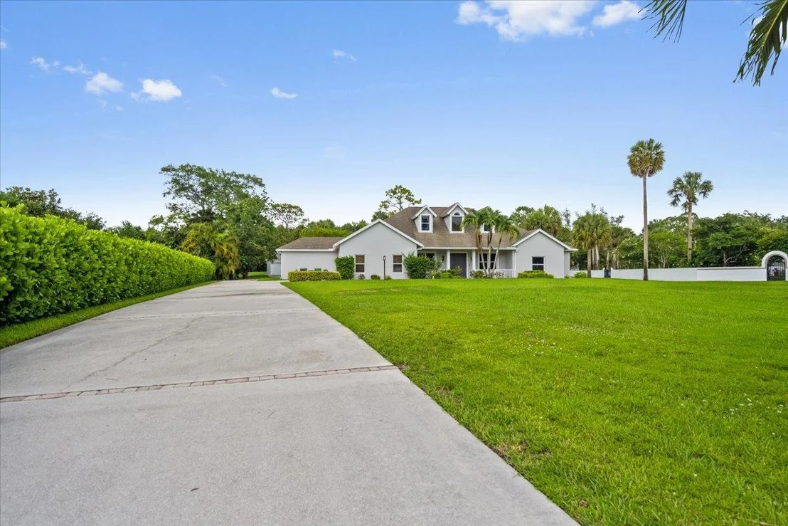 Photo of 12111 Areaca Drive