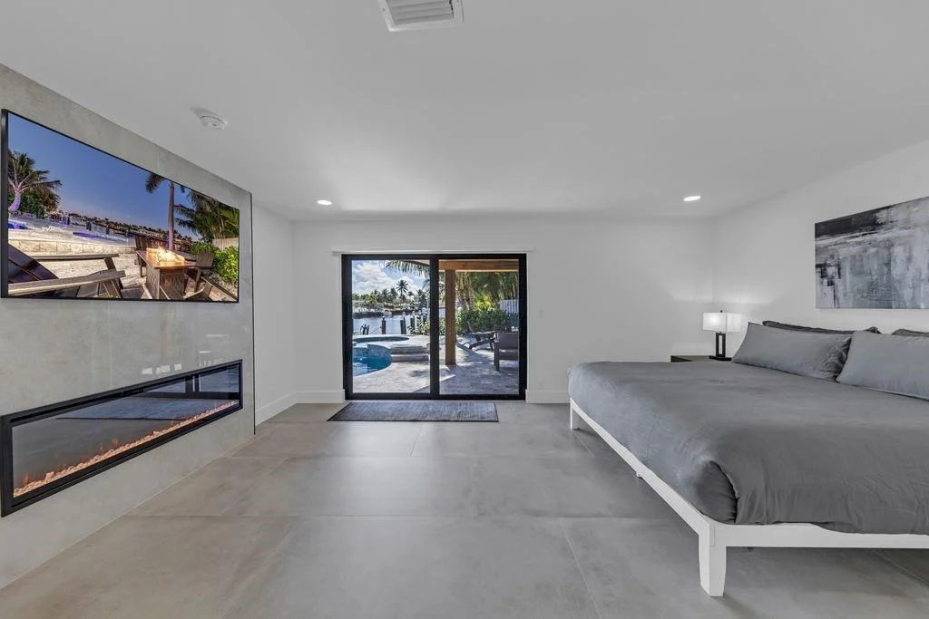 Photo of 160 SE 3rd Court