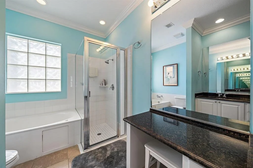 Photo of 338 Caravelle Drive