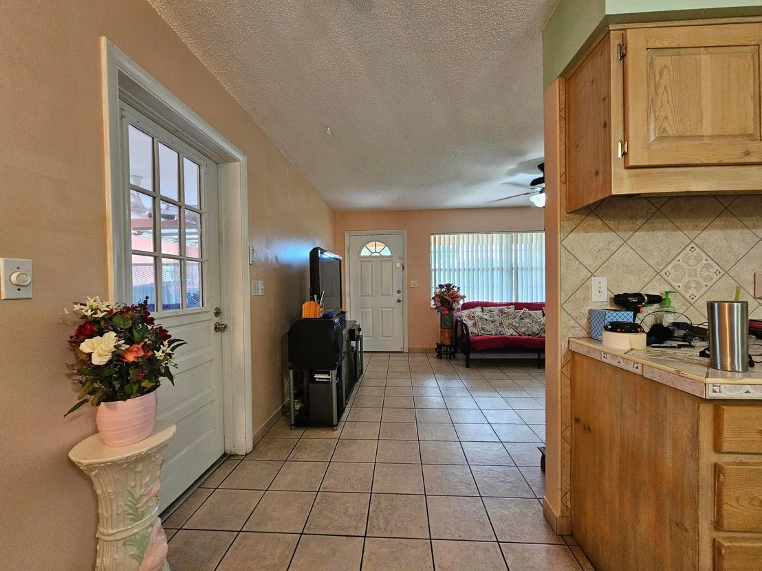 Photo of 474 Lake Road