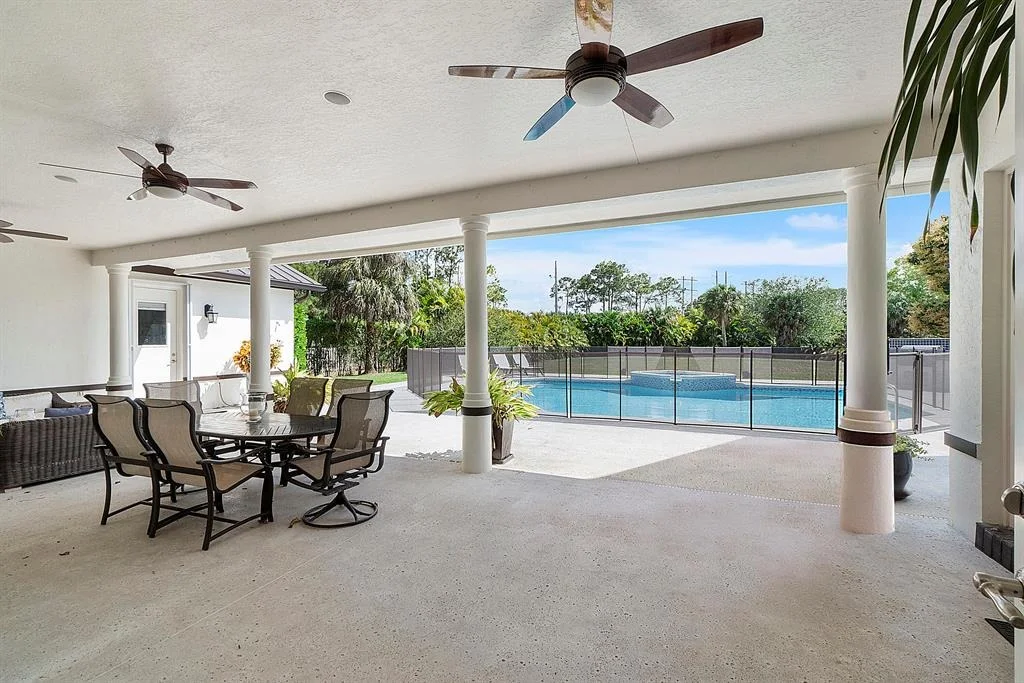 Photo of 13638 Greentree Trail