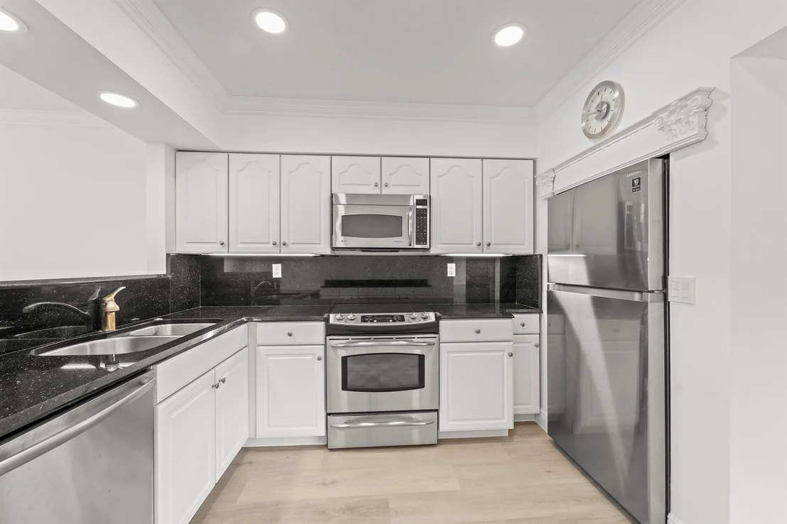 Photo of 1114 Stillwater Drive