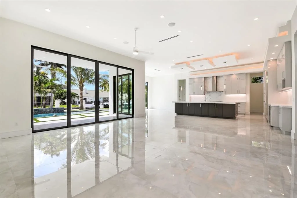 Photo of 960 Banyan Drive