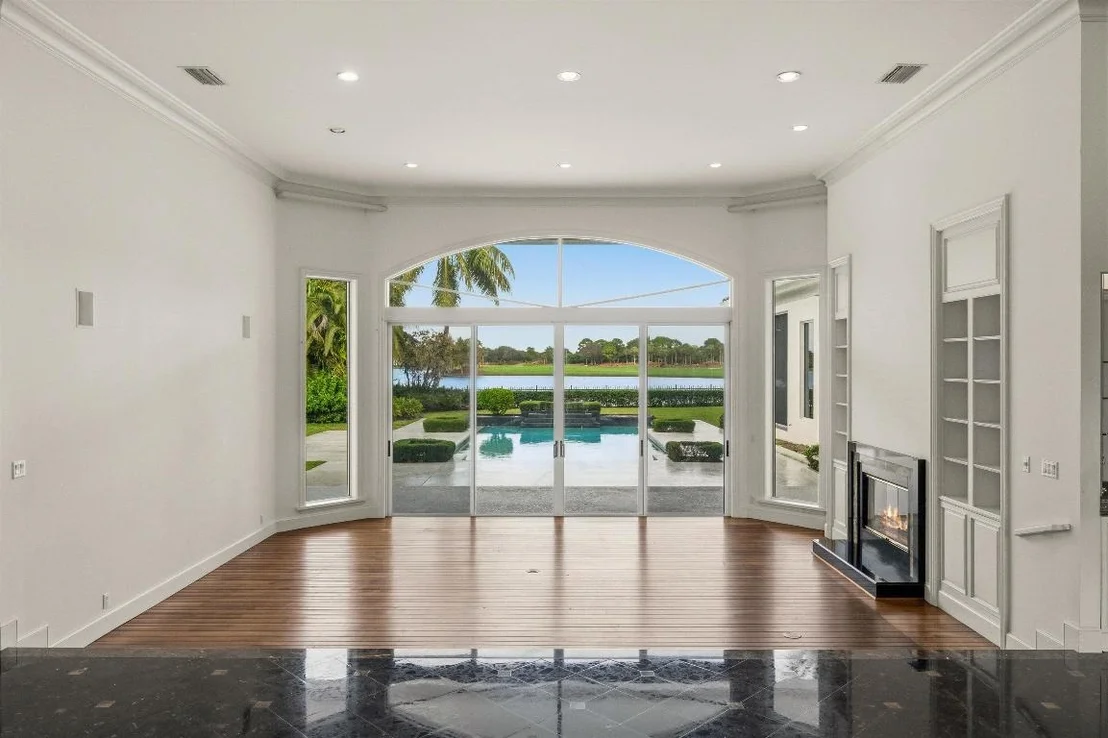 Photo of 224 Locha Drive