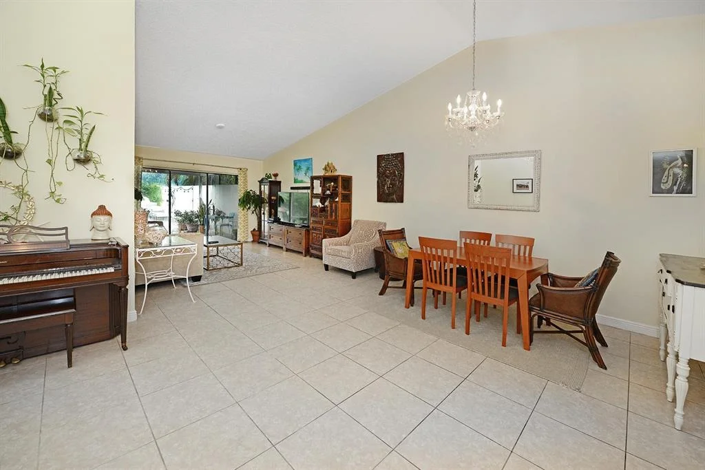 Photo of 7570 Solimar Circle