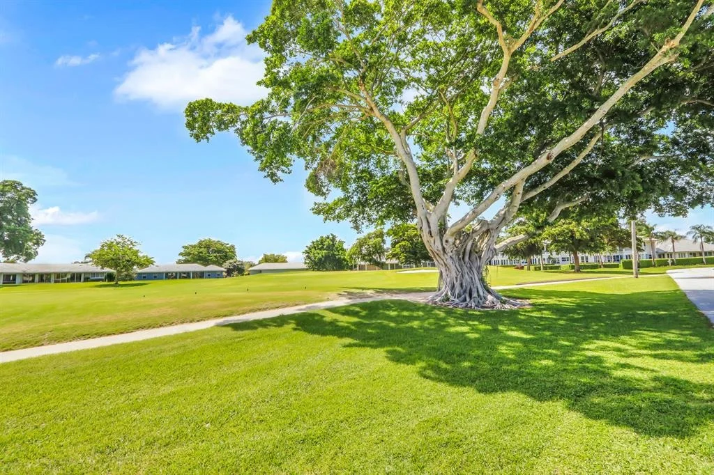 Photo of 208 Gleneagles Drive
