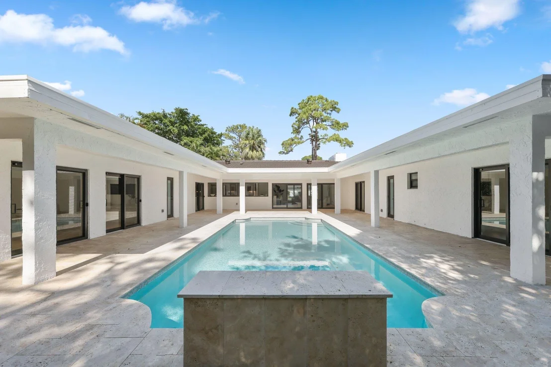 Photo of 6794 Giralda Circle